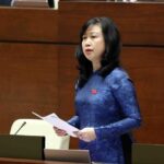 Vietnam to consider downgrading COVID-19 to flu-like status hinh anh 1