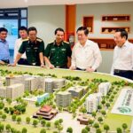 Party official visits hospitals ahead of Vietnamese Doctors’ Day hinh anh 1