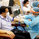 Blood donation campaign launched in HCM City amidst shortages due to COVID-19 hinh anh 1