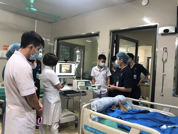 Minister urges hospitals to make online appointment booking available hinh anh 4