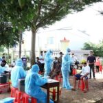 Vietnam logs additional 10,280 COVID-19 cases hinh anh 1