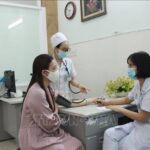 Vietnam reports 1,047 new COVID-19 cases on June 1 hinh anh 1