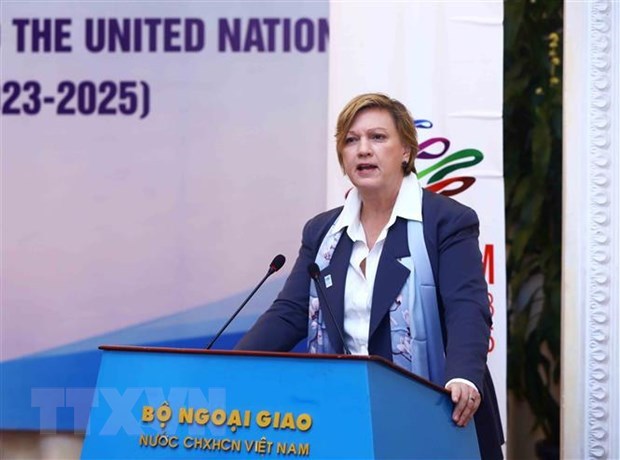 UNICEF Representative commends Vietnam’s immunisation system amid COVID-19 hinh anh 2