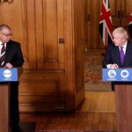 British flu expert hails Vietnam’s pandemic fight strategy hinh anh 1