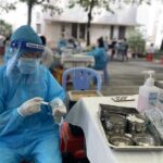 COVID-19: Over 23,000 new cases recorded on April 14 hinh anh 1