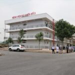 Hai Duong closes last temporary hospital for COVID-19 treatment hinh anh 1