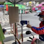 HCM City installs 100 QR code scanning cameras at COVID-19 checkpoints hinh anh 1