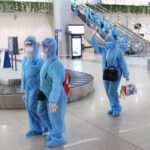 HCM City issues quarantine procedure for arrivals in face of Omicron hinh anh 1