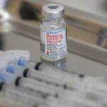 Vietnam set to get 3 million more doses of COVID-19 vaccine this week hinh anh 1