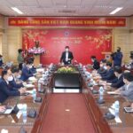 Localities urged to prepare scenarios to fight COVID-19 hinh anh 1