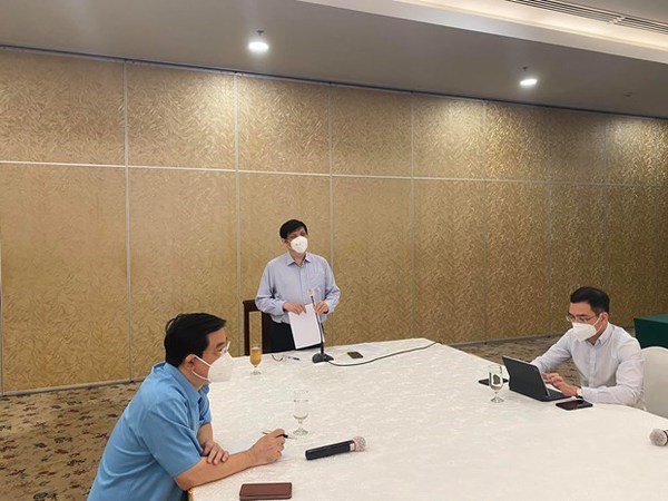 Localities asked to prepare for higher numbers of COVID-19 infections hinh anh 2