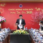 Health sector makes three changes to anti-COVID-19 strategy hinh anh 1