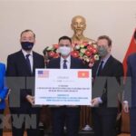 Vietnam receives 1.5 million COVID-19 vaccine doses from COVAX hinh anh 1