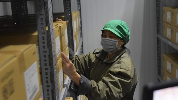 Herd immunity expected to be reached at super fast manner: Health Minister hinh anh 3