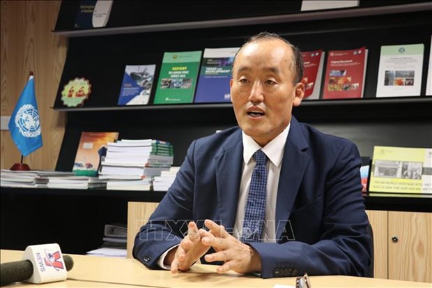 Vietnam responds to COVID-19 with drastic actions: WHO official hinh anh 2