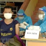 359 new COVID-19 cases recorded on November 5 hinh anh 1