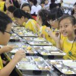 School meals assure adequate nutrition for primary students hinh anh 1