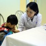 Children receive free heart checkups hinh anh 1