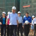 HCM City works to ease hospital overload hinh anh 1