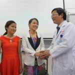 Doctors perform first paired-kidney exchange transplant hinh anh 1