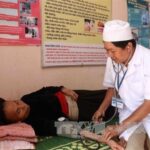 Public healthcare goes long way after “Doi Moi” hinh anh 1