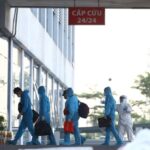 All COVID-19 patients returning from Equatorial Guinea show health improvements hinh anh 1