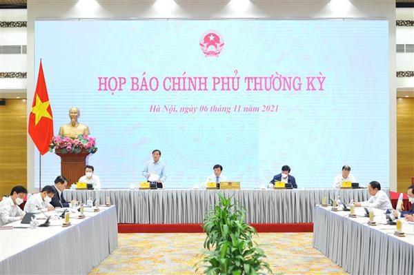 Guidelines on COVID-19 vaccination for students given to localities: official hinh anh 2
