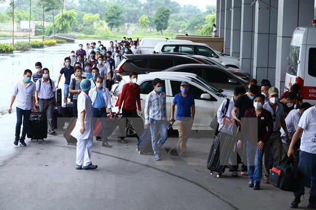 Vietnam records over 1,000 COVID-19 cases: No room for carelessness hinh anh 3