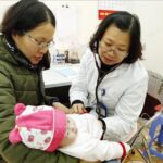 Vietnam targets vaccination rate of 95 percent for under-1-year-old children hinh anh 1