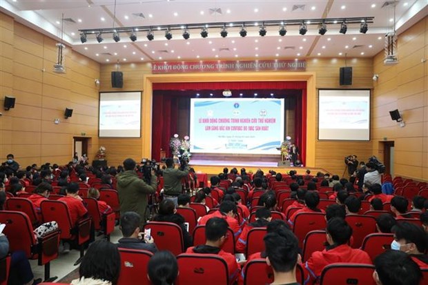 Vietnam’s second COVID-19 vaccine candidate enters human trials hinh anh 2