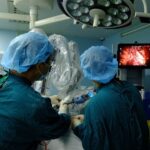 VN’s 1st robotic surgery on patient with lung cancer done hinh anh 1