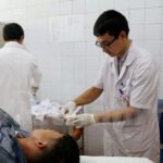 Volunteer medics help rural poor hinh anh 1