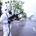 One imported, 16 domestic cases of COVID-19 documented on May 10 afternoon hinh anh 1