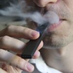 E-cigarette use on the rise: Expert hinh anh 1