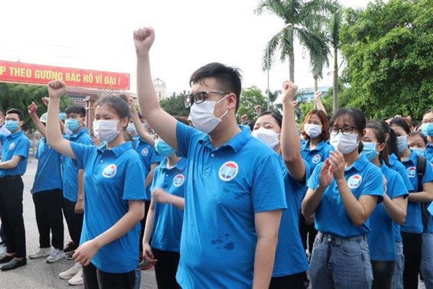 Nearly 4,500 medical staff help HCM City fight COVID-19 hinh anh 2