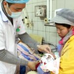 Vietnam increases paediatric first aid training hinh anh 1