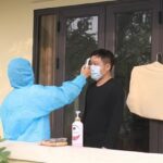 Eight imported COVID-19 cases recorded on January 2 hinh anh 1