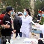 Vietnam reports nine new COVID-19 community cases on February 4 afternoon hinh anh 1