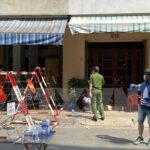 HCM City sends 13 people to quarantine as man suspected of having COVID-19 hinh anh 1