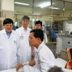 Deputy PM requests dealing with medical incident in Hoa Binh hinh anh 1