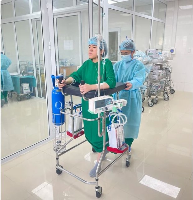 Vietnamese doctors master important techniques in organ transplant hinh anh 3