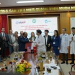 US helps improve stroke care in Vietnam hinh anh 1